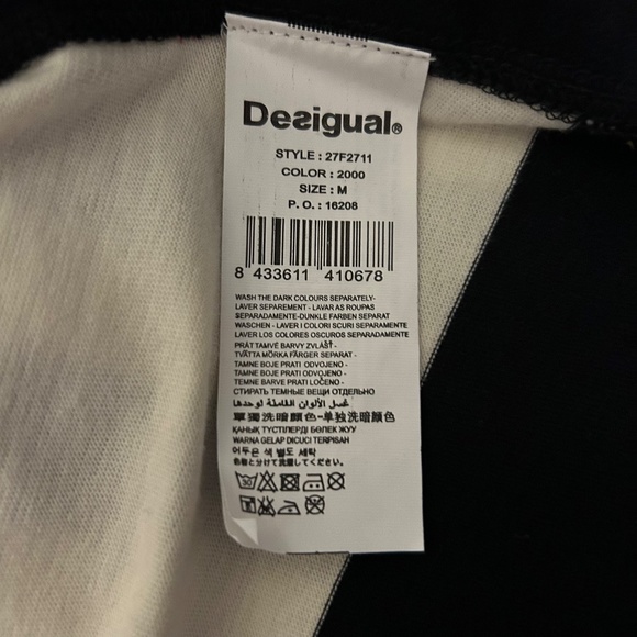 DESIGUAL SKIRT - Mixed Media art to wear - Picture 14 of 14